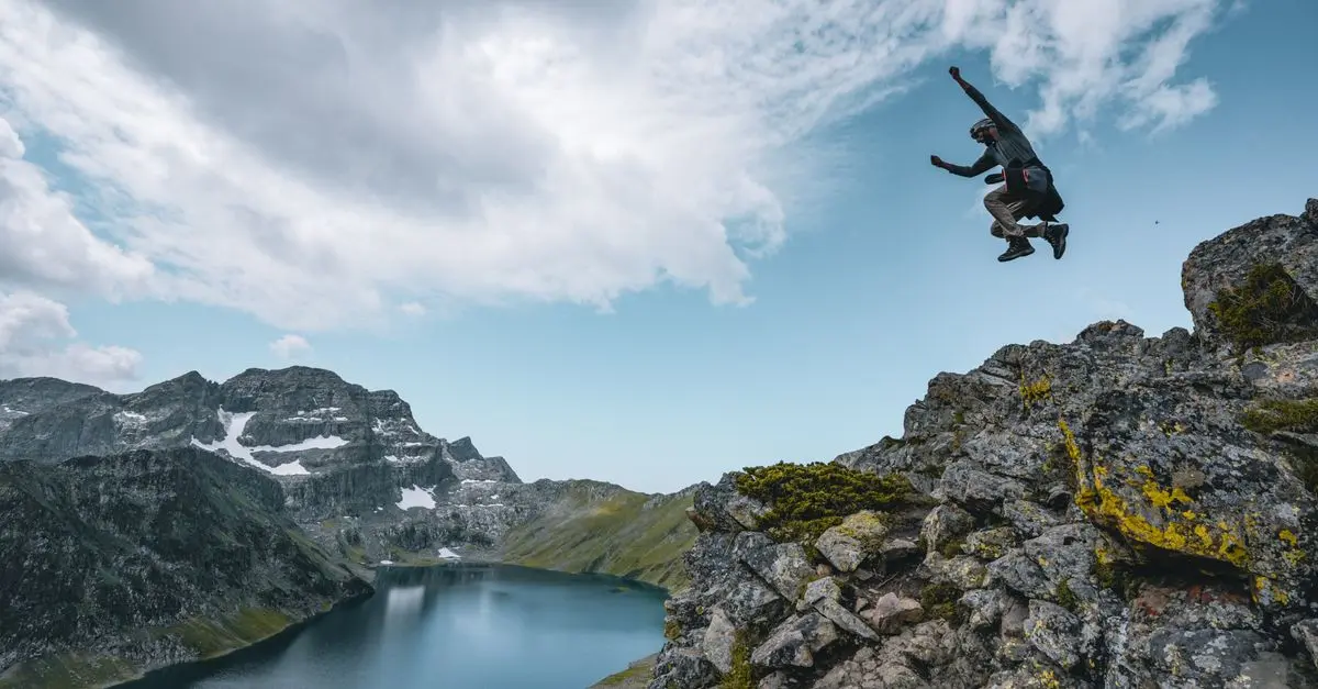 Les 10 Destinations Incontournables pour les Aventuriers