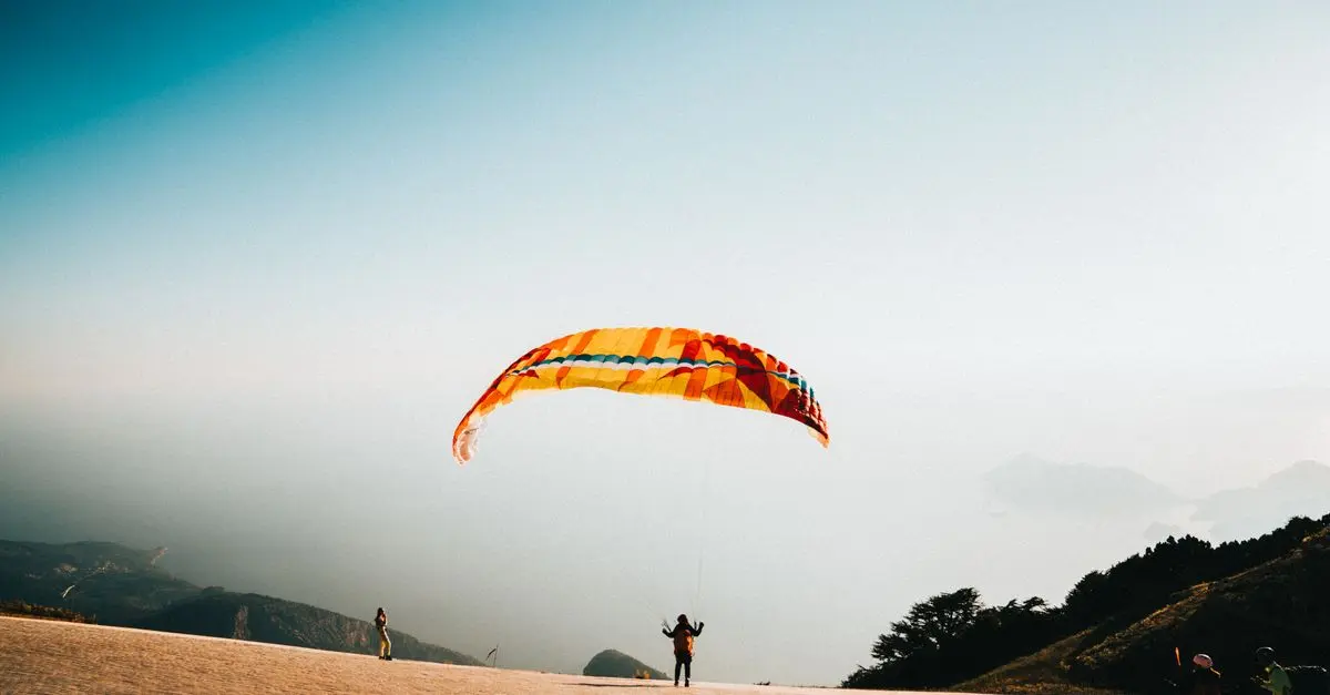 Parapente : Les Techniques de Base à Maîtriser