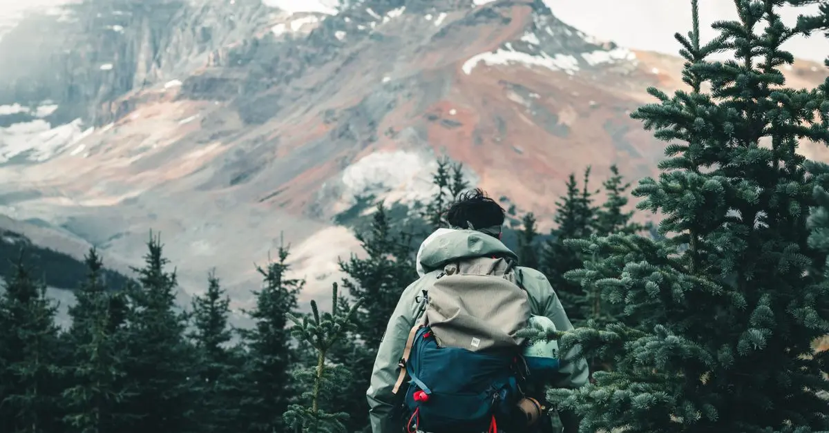 Comment Préparer Votre Équipement pour une Aventure Sportive