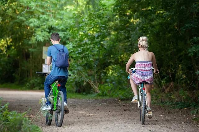 Comment Bien Choisir Son VTT pour l'Aventure Sportive