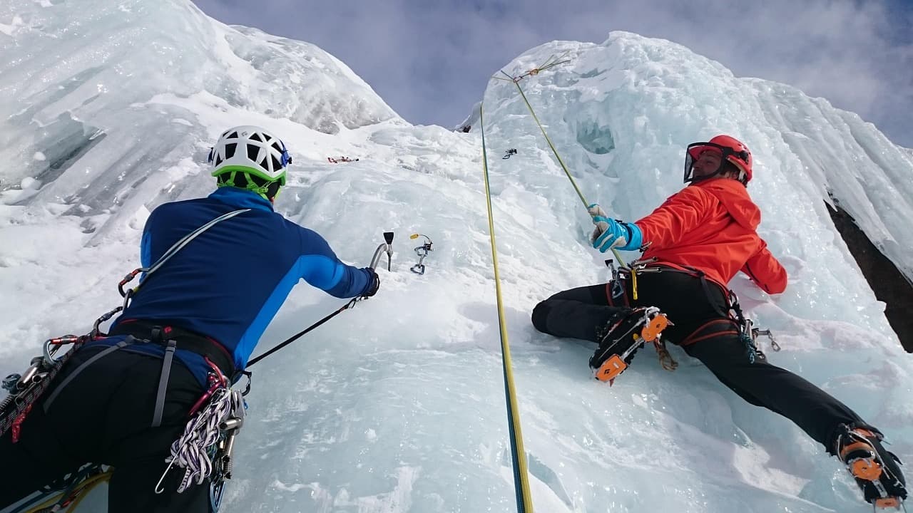 Les Meilleures Techniques de Sécurité en Aventure Sportive
